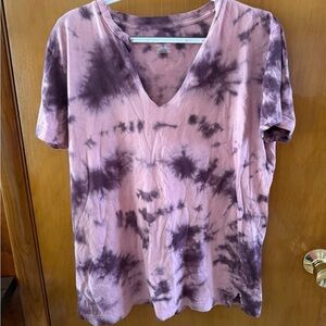 PINK Victoria's Secret Mauve and Dark Plum Tie-Dye V-Neck Tee